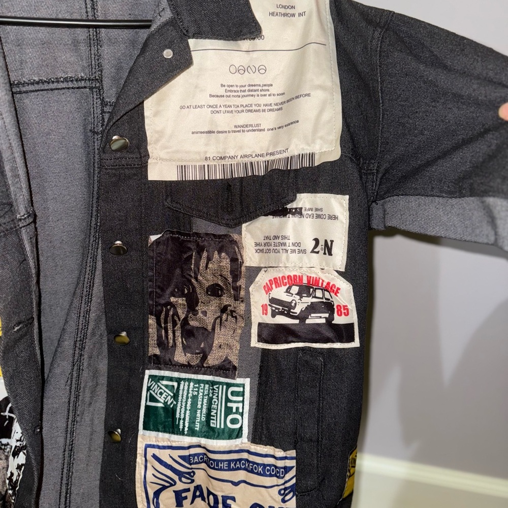 Women’s Graphic Patchwork Jacket - image 4